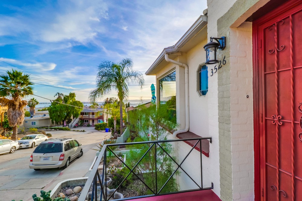 Virtual tour photo 86 of 104 for 3526 Crowell St