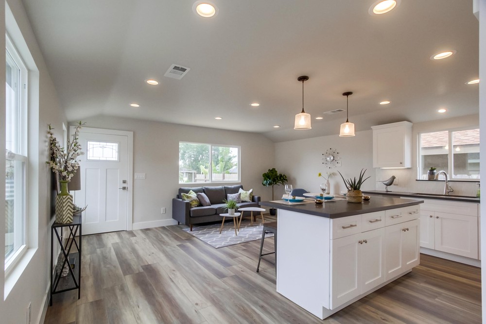 Virtual tour photo 8 of 39 for 3526 Nile St