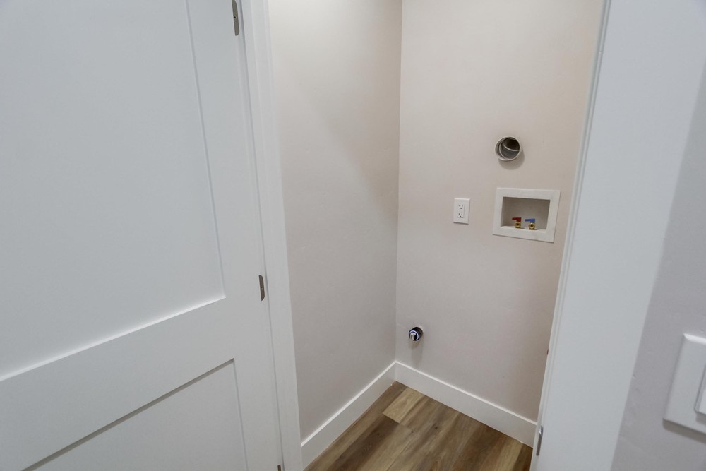Virtual tour photo 31 of 39 for 3526 Nile St