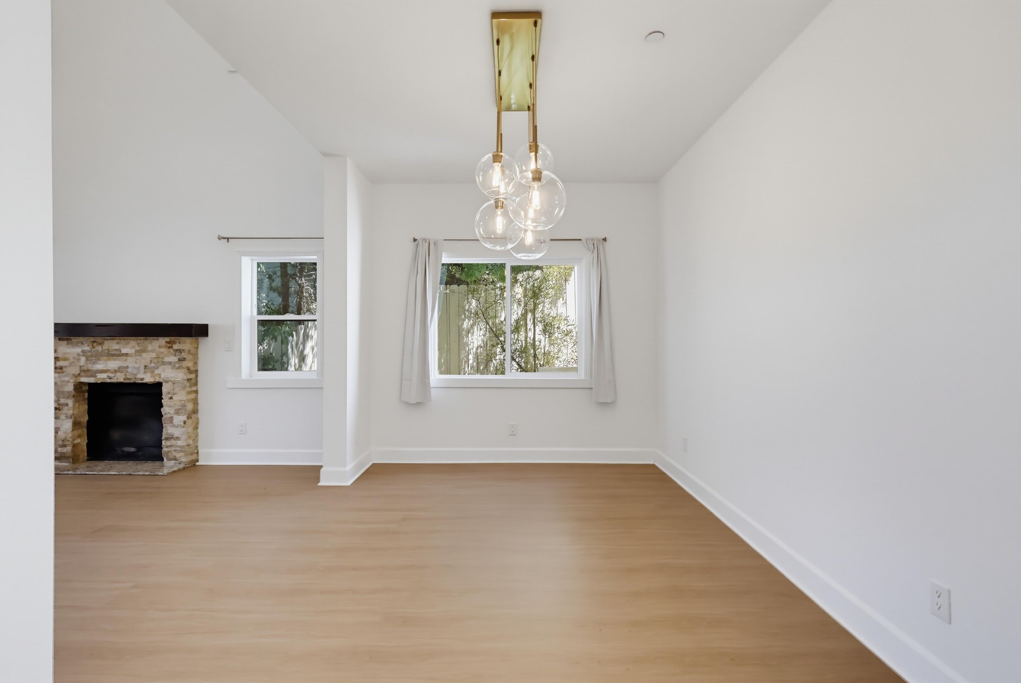 Virtual tour photo 15 of 97 for 3528 Mesquite Dr