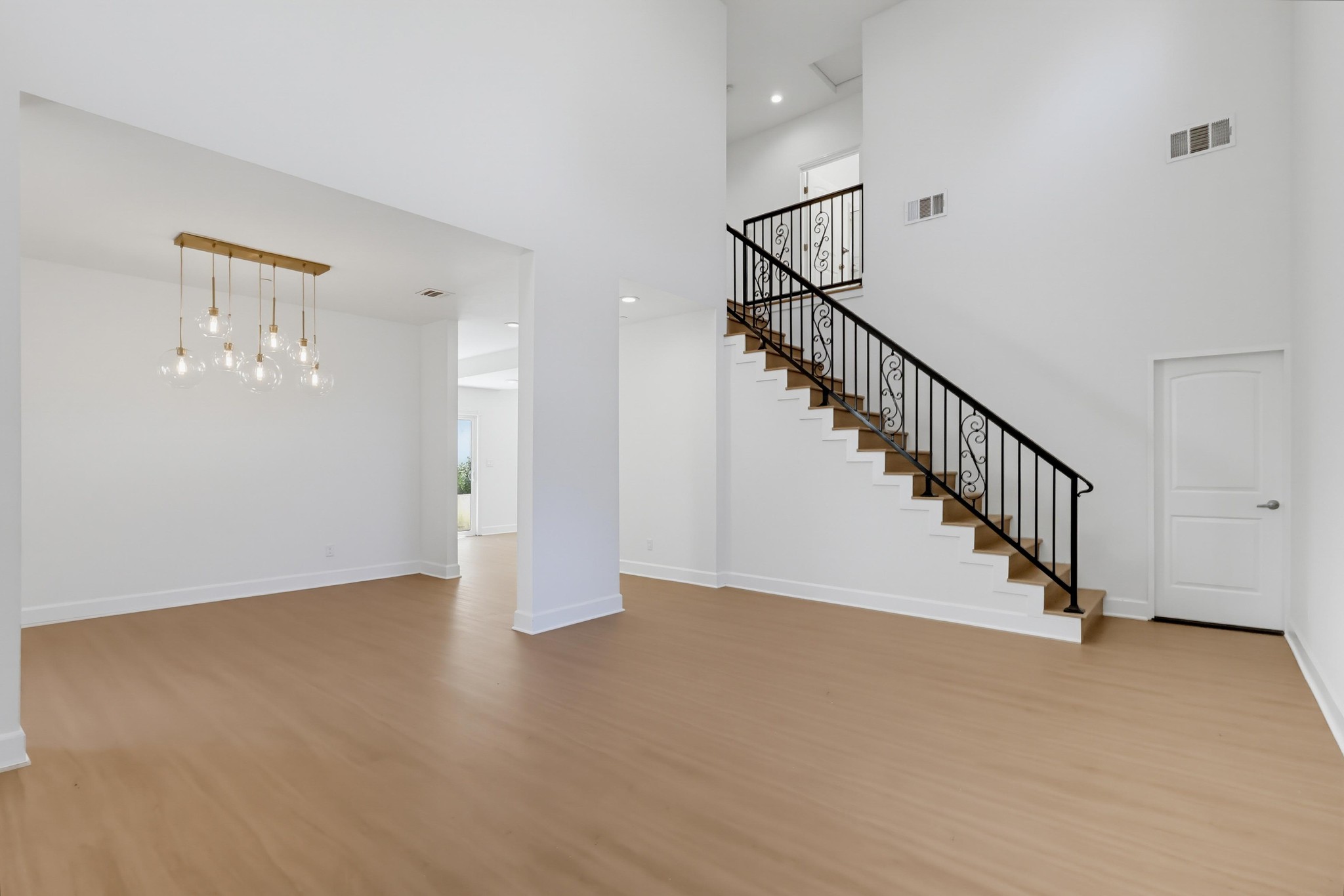 Virtual tour photo 20 of 97 for 3528 Mesquite Dr
