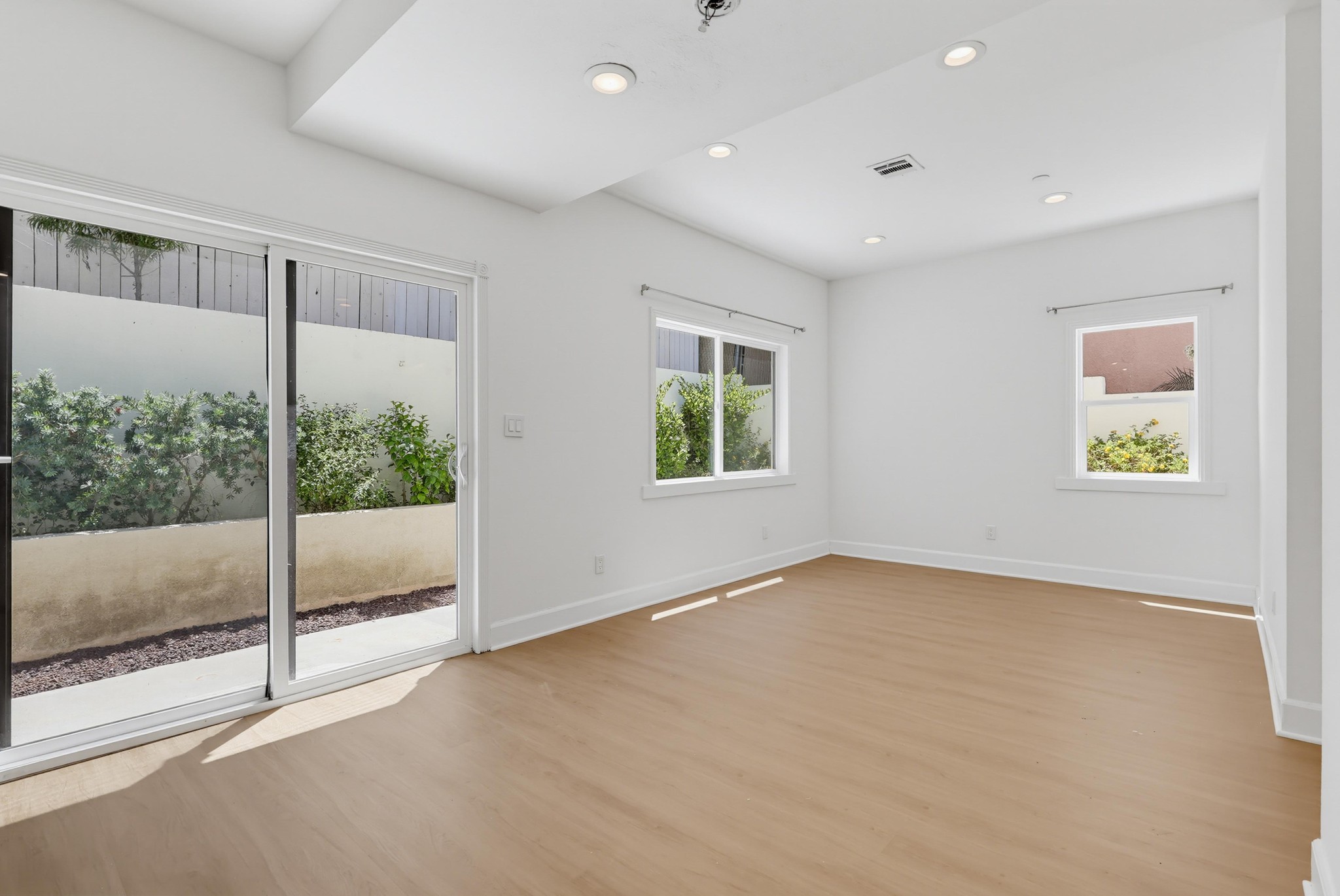 Virtual tour photo 23 of 97 for 3528 Mesquite Dr