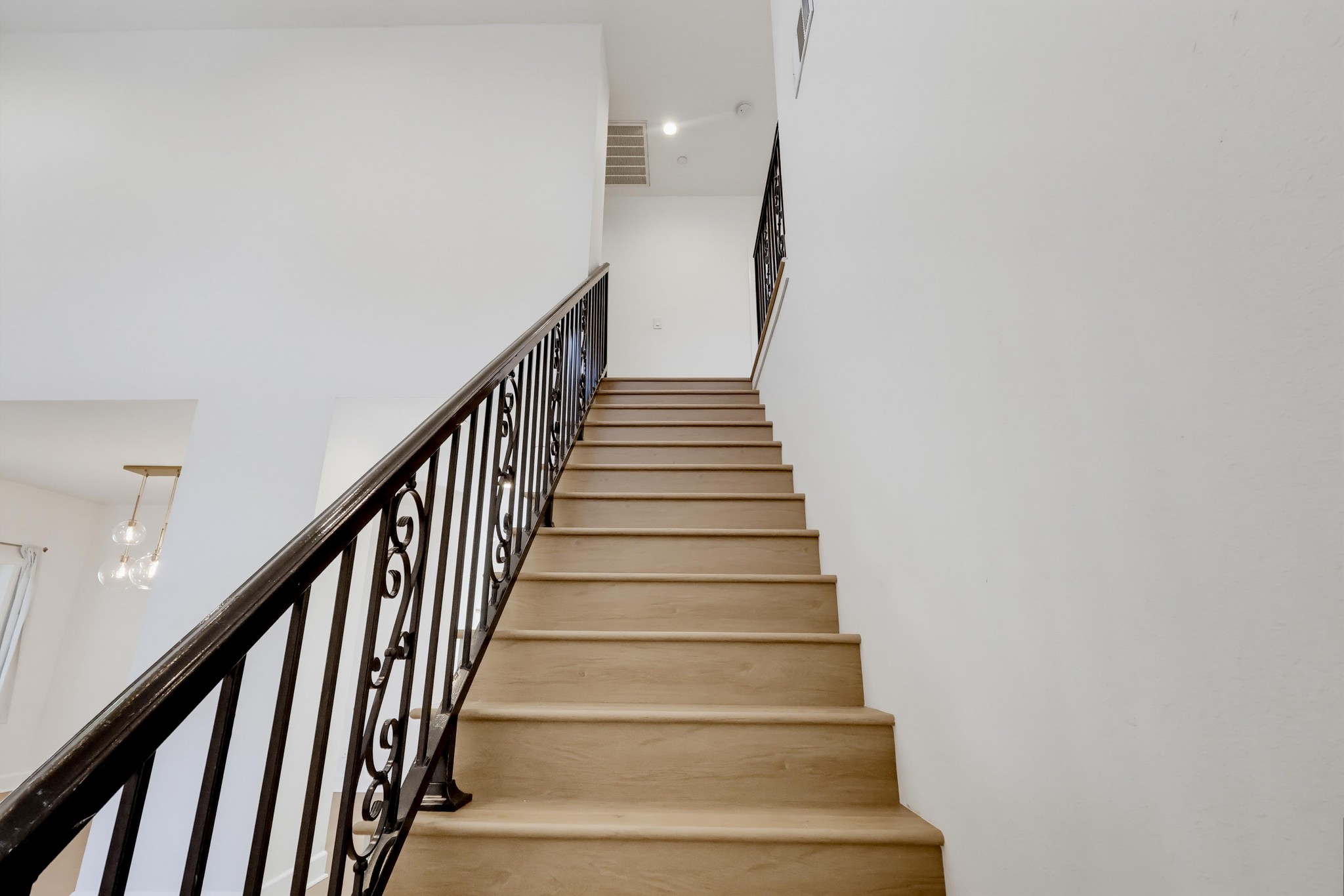 Virtual tour photo 35 of 97 for 3528 Mesquite Dr