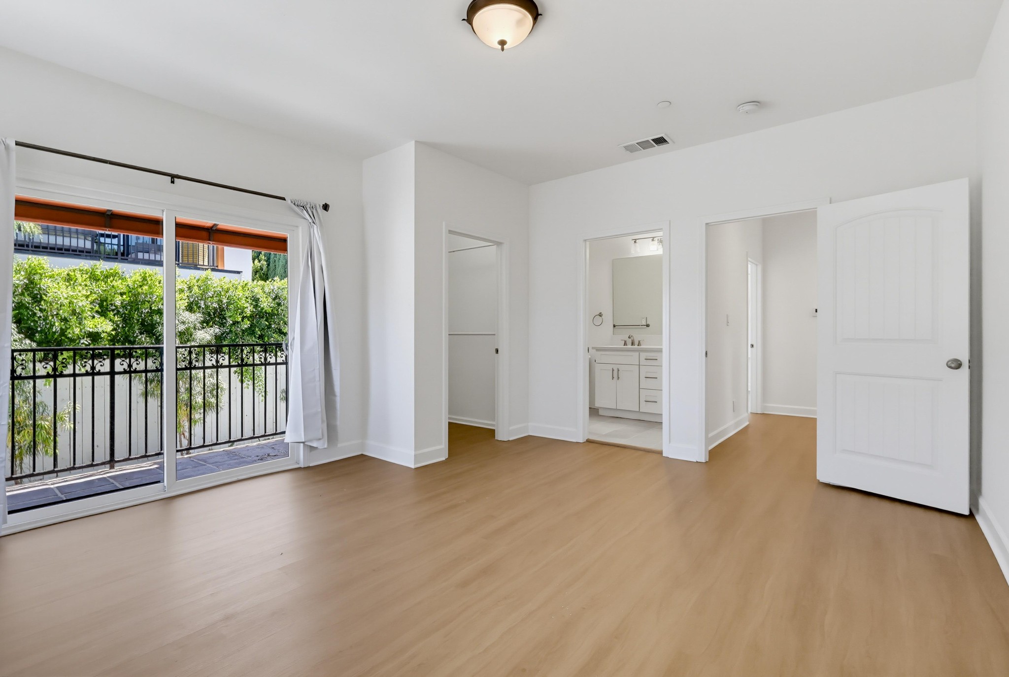 Virtual tour photo 64 of 97 for 3528 Mesquite Dr