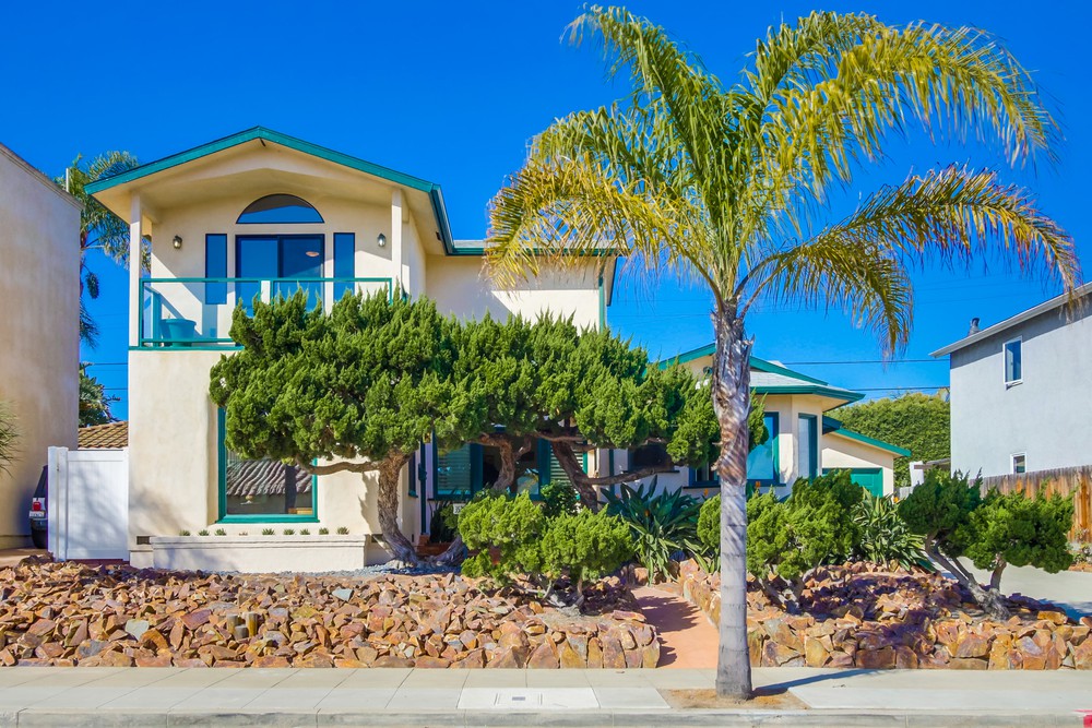Virtual tour photo 3 of 46 for 3528 Yosemite St