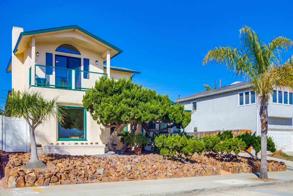 Virtual tour photo 4 of 46 for 3528 Yosemite St