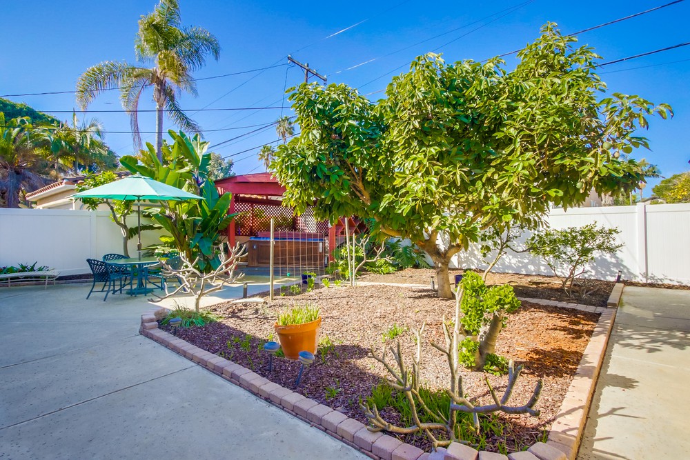 Virtual tour photo 42 of 46 for 3528 Yosemite St