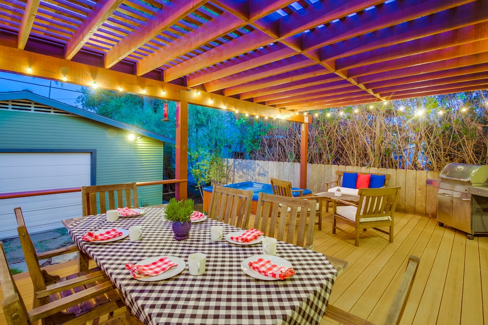 Virtual tour photo 6 of 49 for 3529 Louisiana St