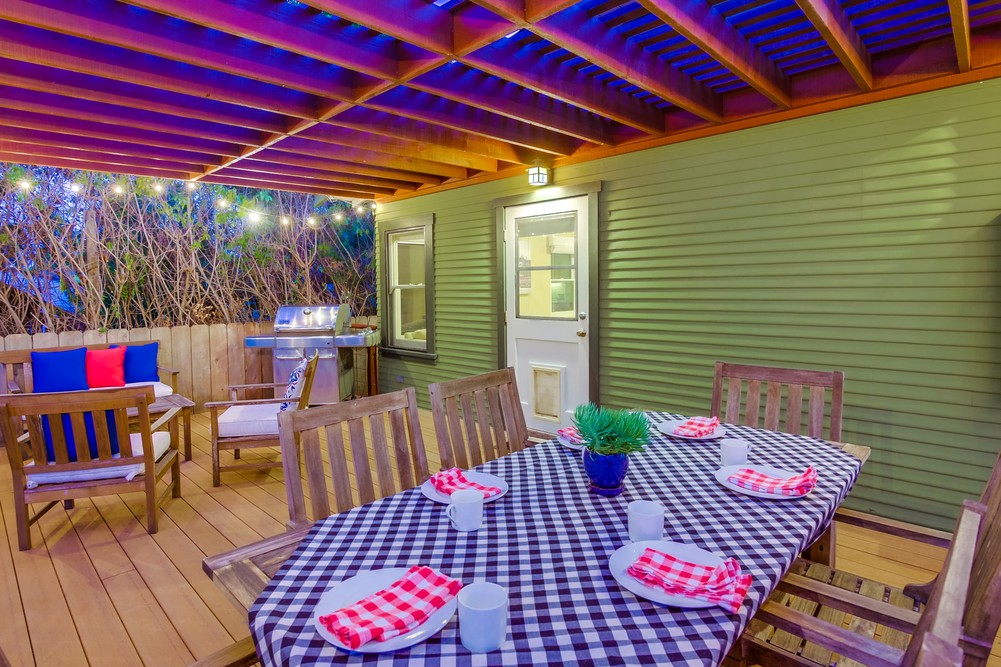 Virtual tour photo 7 of 49 for 3529 Louisiana St