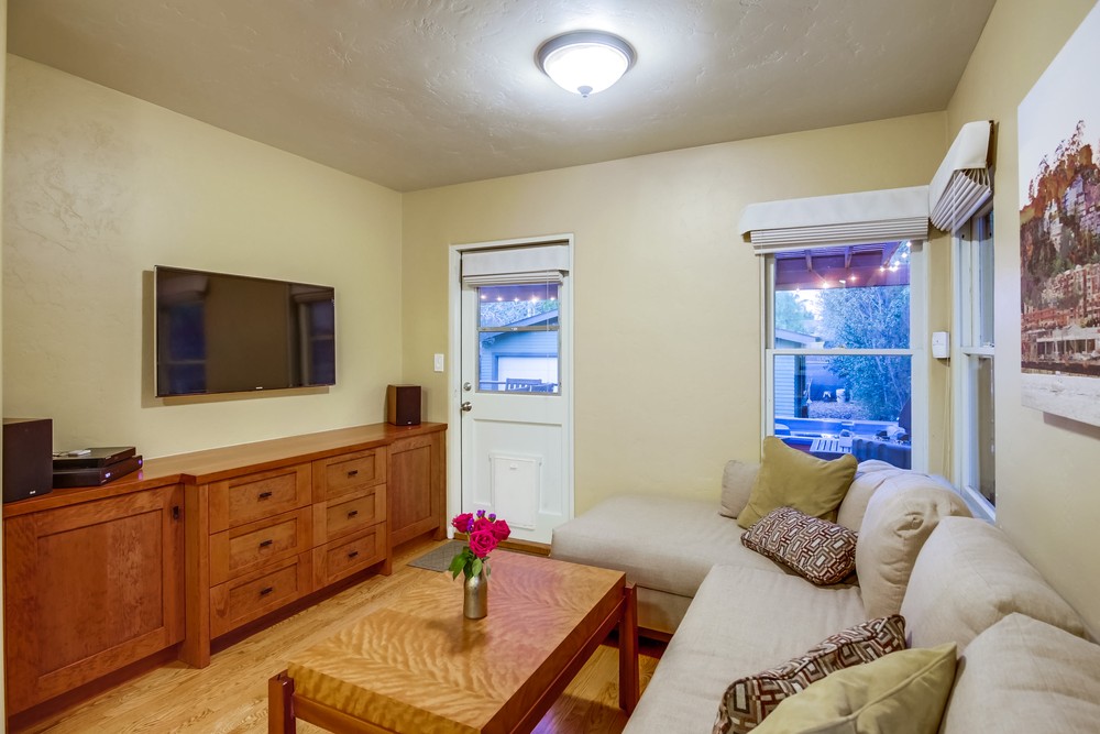 Virtual tour photo 20 of 49 for 3529 Louisiana St