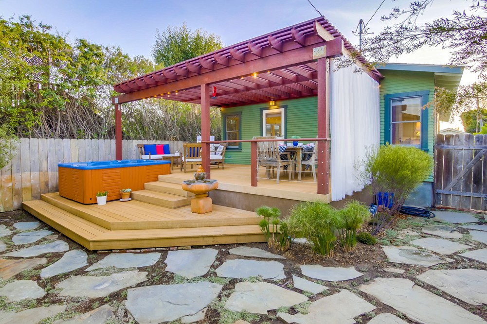 Virtual tour photo 47 of 49 for 3529 Louisiana St