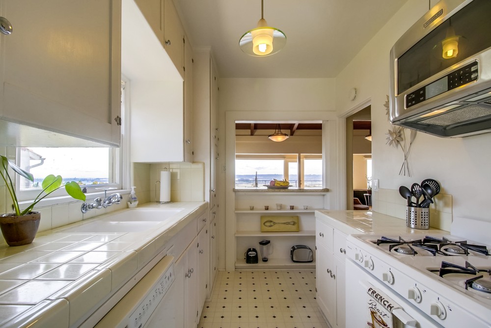 Virtual tour photo 23 of 64 for Ocean and Sunset Views in the Heart of San Diego