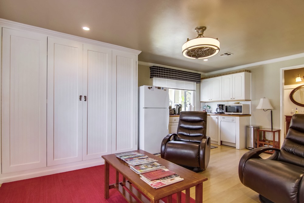 Virtual tour photo 13 of 53 for 3530 Ethan Allen Ave