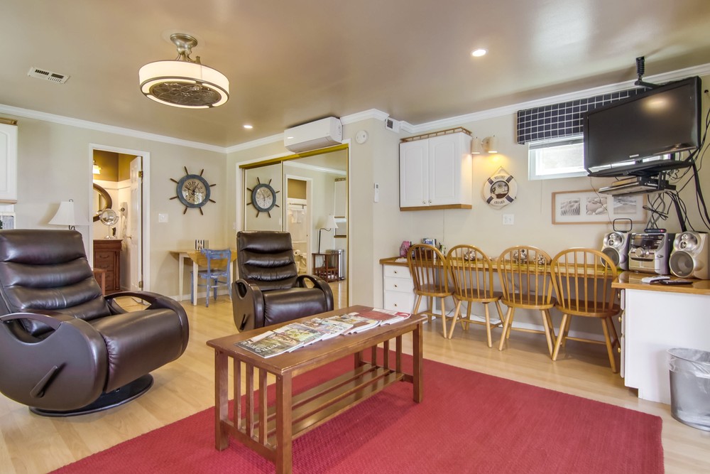 Virtual tour photo 16 of 53 for 3530 Ethan Allen Ave