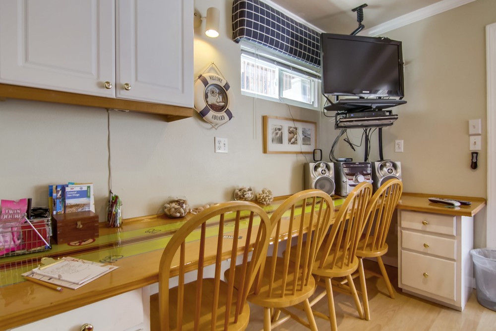 Virtual tour photo 18 of 53 for 3530 Ethan Allen Ave