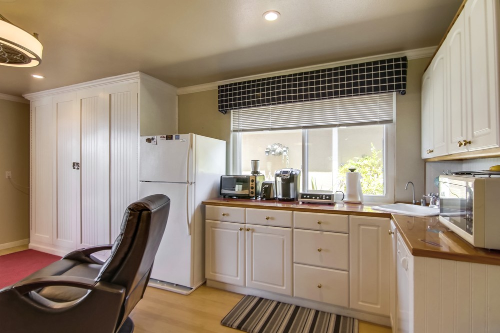 Virtual tour photo 21 of 53 for 3530 Ethan Allen Ave