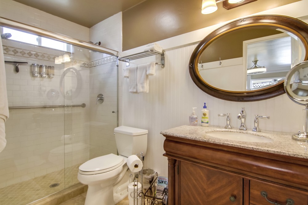 Virtual tour photo 24 of 53 for 3530 Ethan Allen Ave