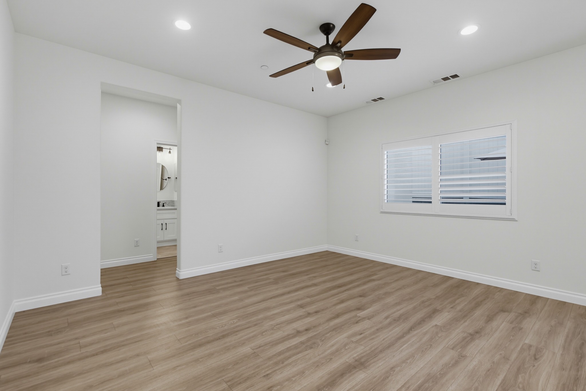 Virtual tour photo 14 of 65 for 35309 Kinsky Wy