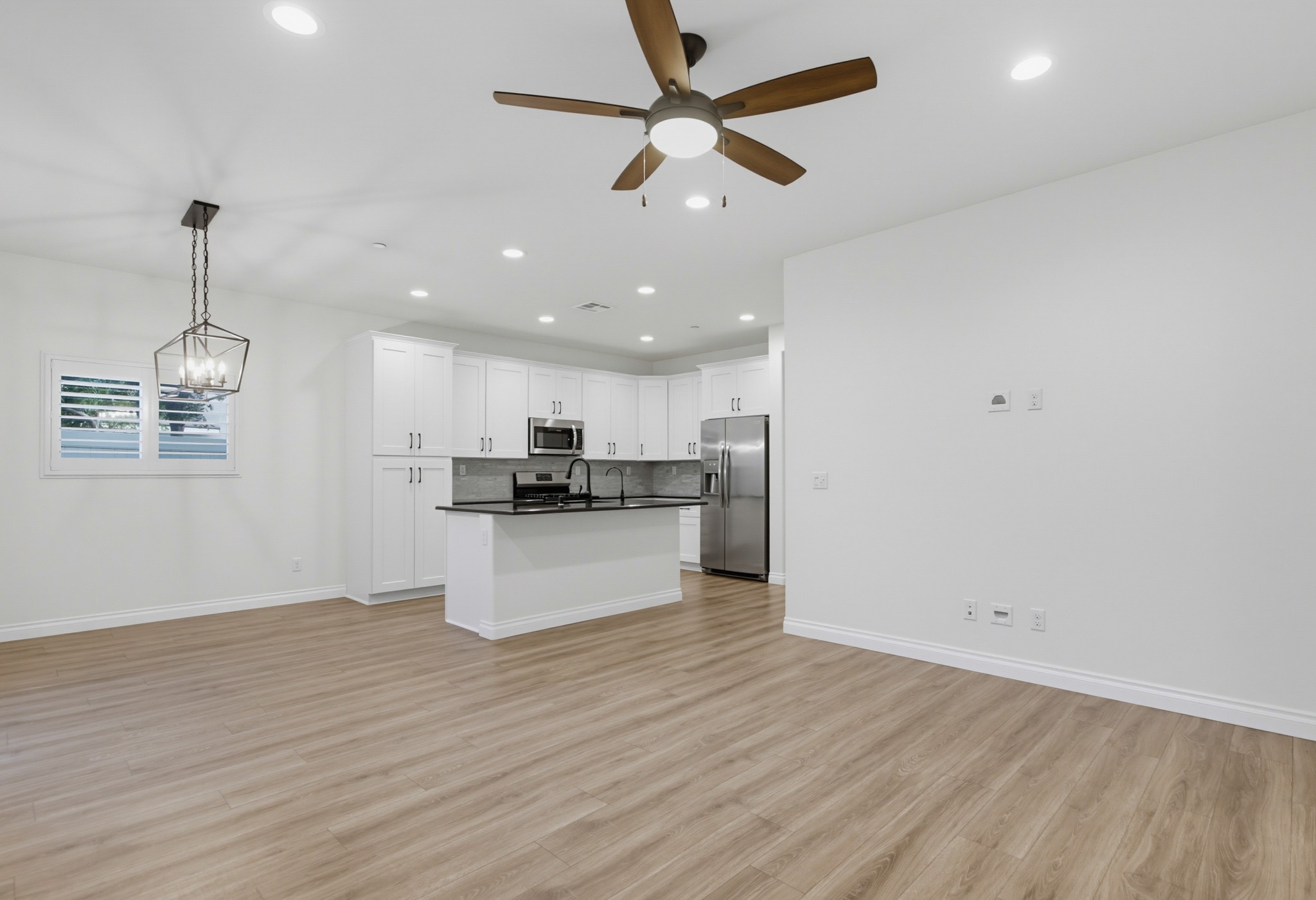 Virtual tour photo 17 of 65 for 35309 Kinsky Wy