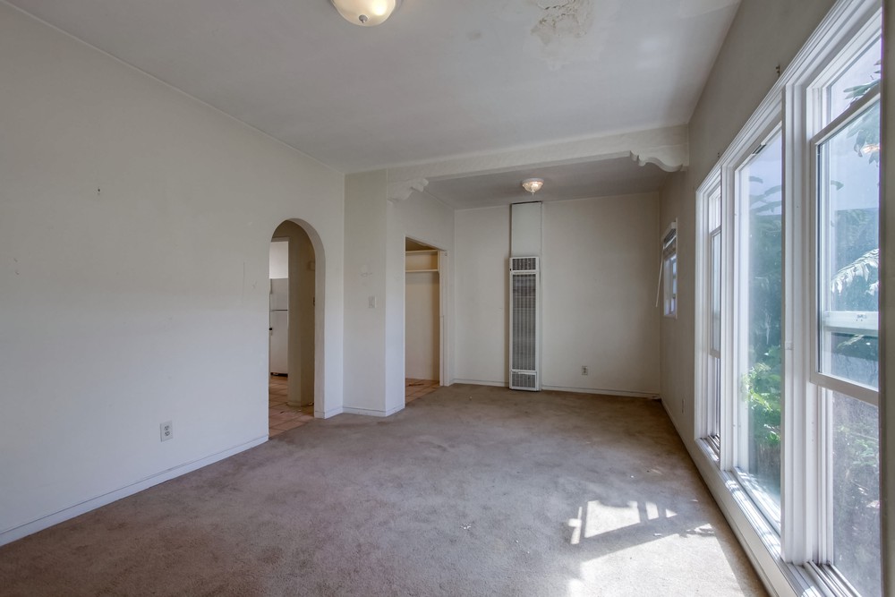 Virtual tour photo 3 of 43 for 3531 1st Ave