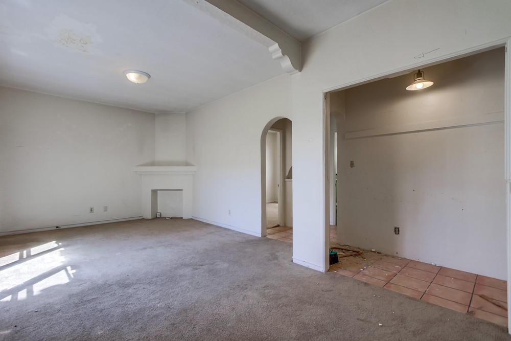 Virtual tour photo 8 of 43 for 3531 1st Ave