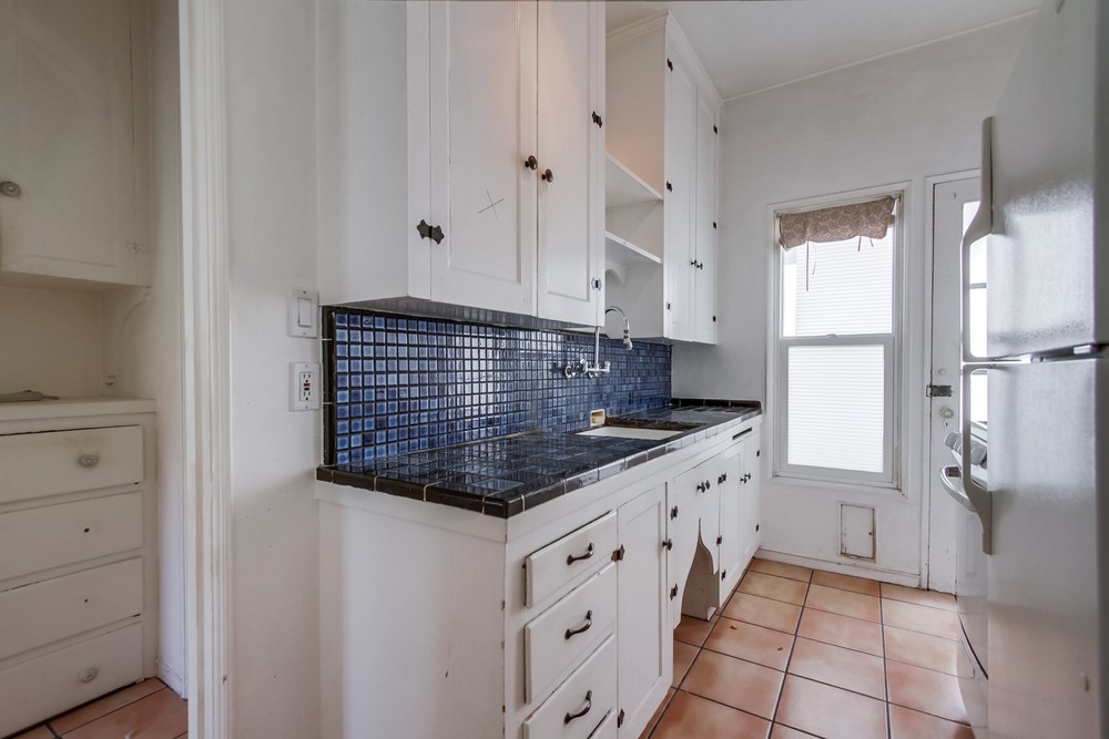Virtual tour photo 18 of 43 for 3531 1st Ave