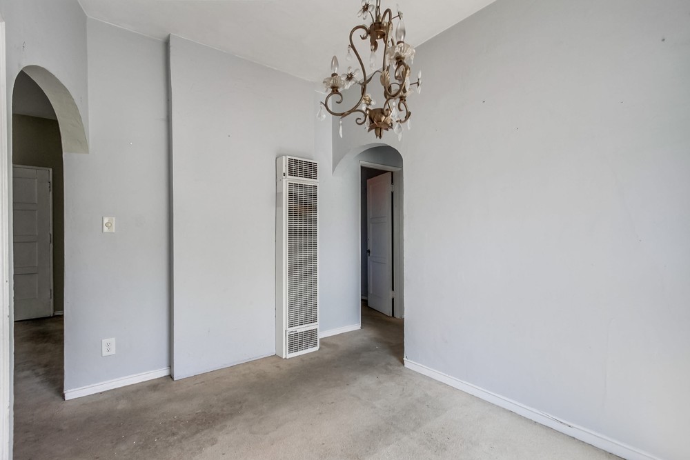 Virtual tour photo 31 of 43 for 3531 1st Ave