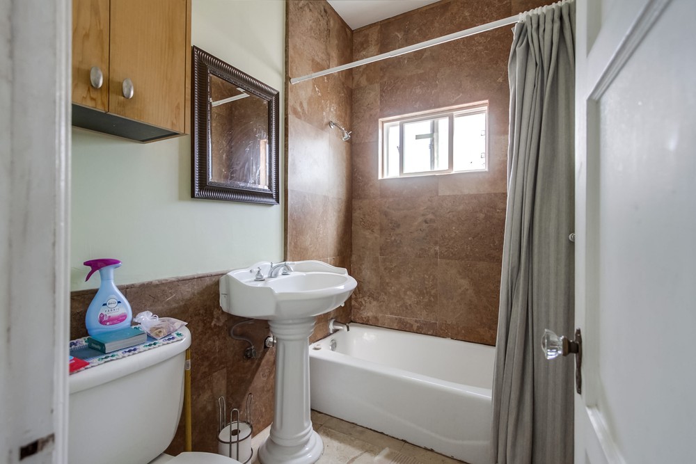 Virtual tour photo 35 of 43 for 3531 1st Ave