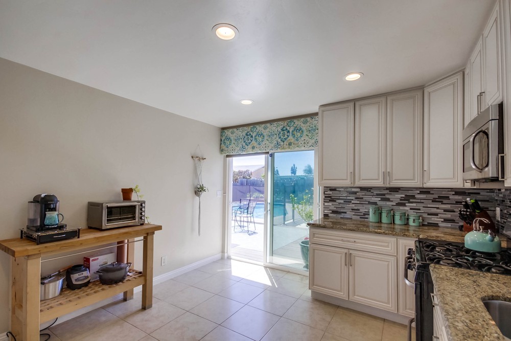 Virtual tour photo 17 of 42 for 3532 College Ave