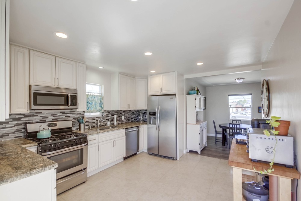 Virtual tour photo 19 of 42 for 3532 College Ave