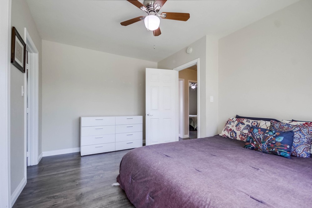 Virtual tour photo 23 of 42 for 3532 College Ave
