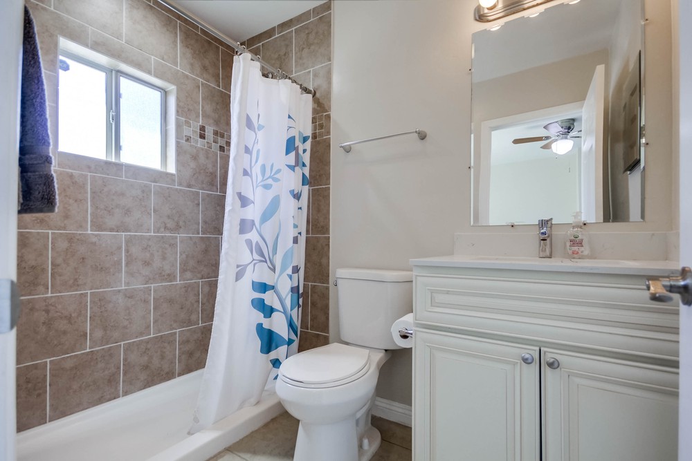 Virtual tour photo 24 of 42 for 3532 College Ave