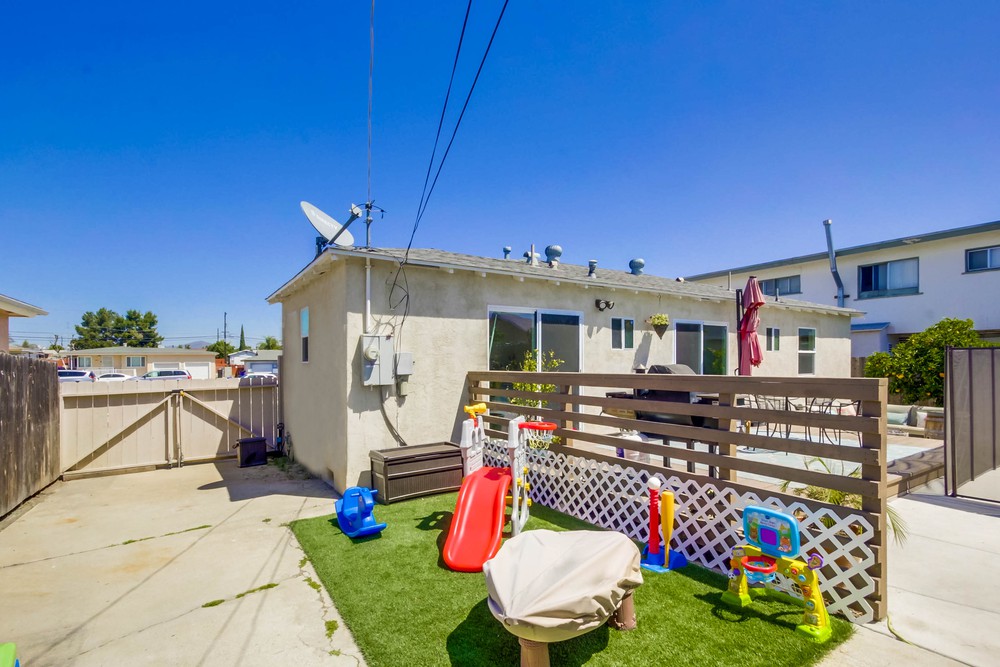 Virtual tour photo 36 of 42 for 3532 College Ave