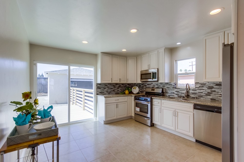 Virtual tour photo 13 of 35 for 3532 College Ave