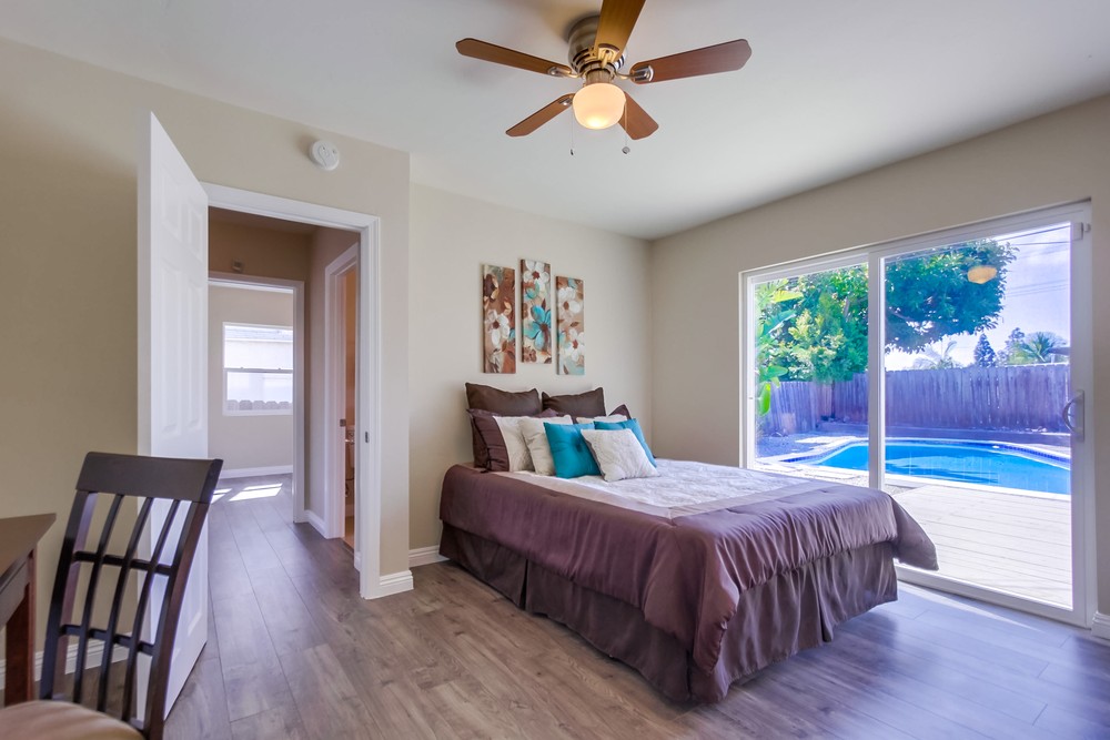 Virtual tour photo 18 of 35 for 3532 College Ave