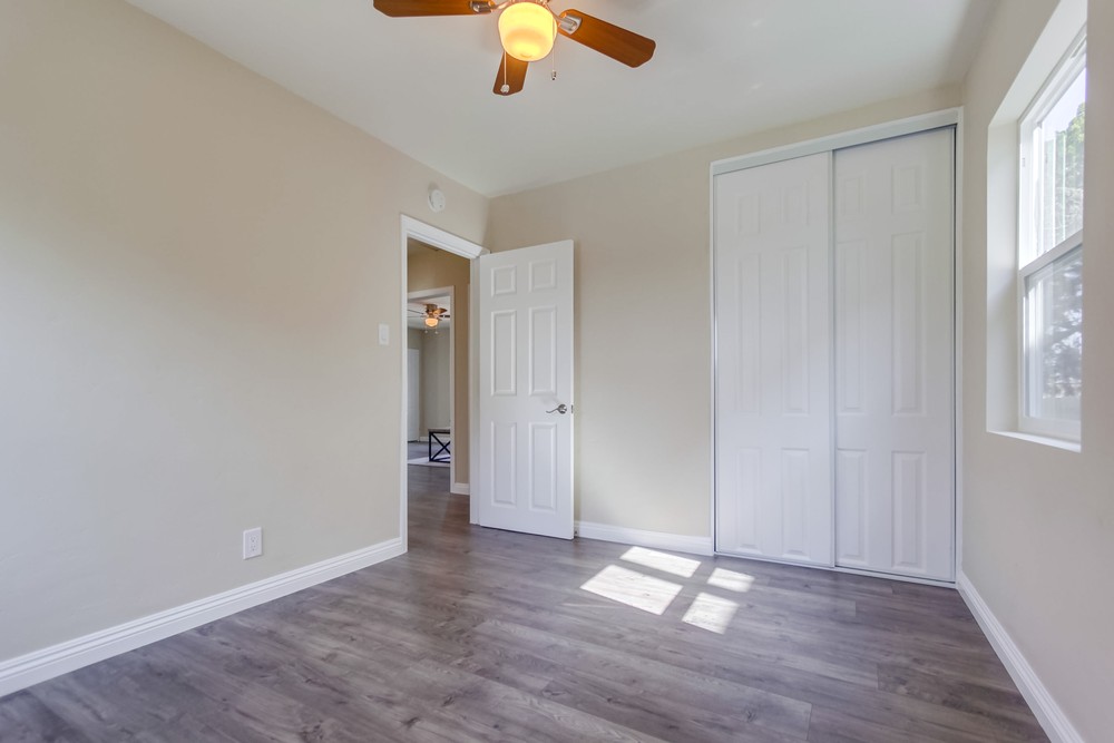 Virtual tour photo 26 of 35 for 3532 College Ave