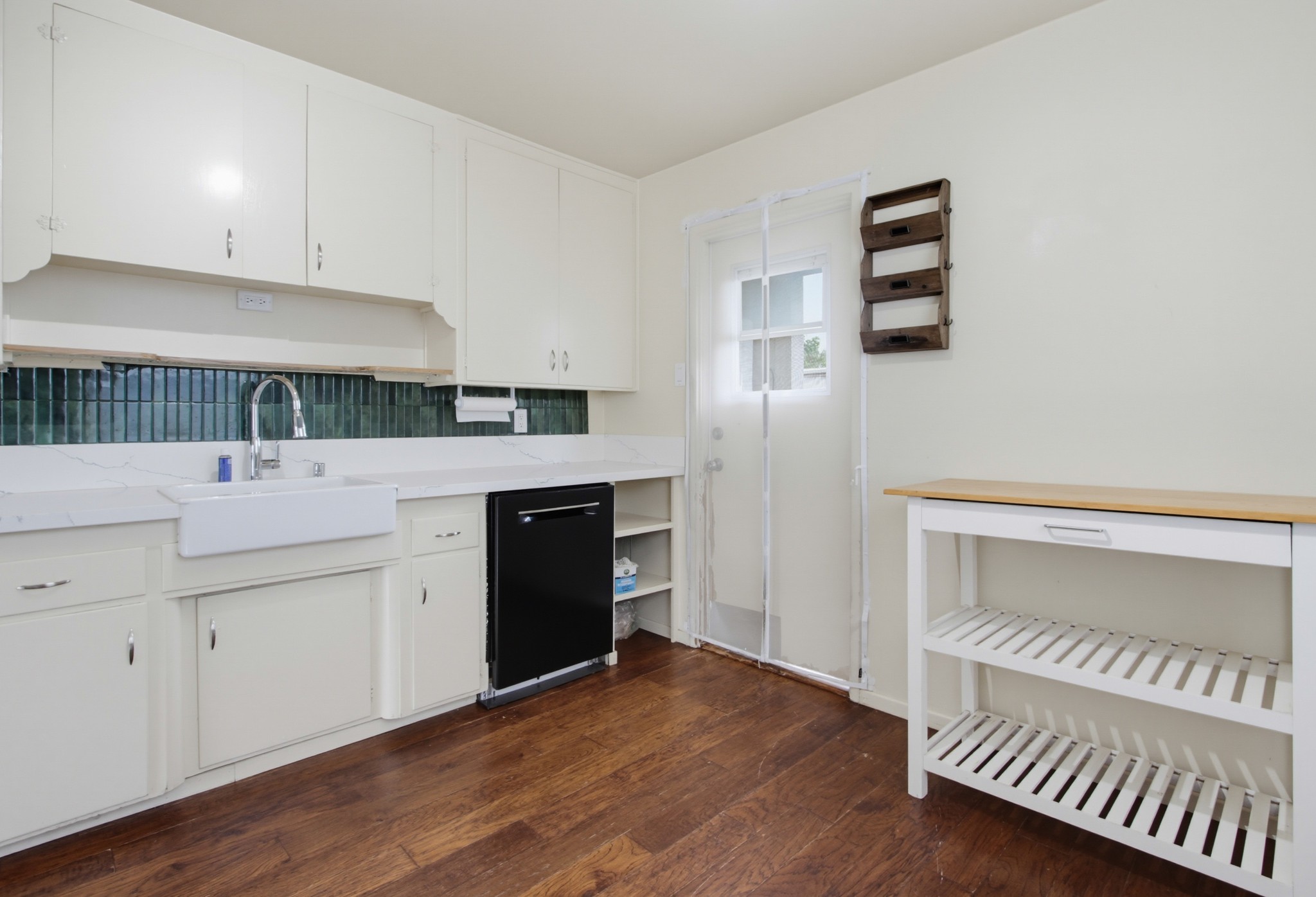 Virtual tour photo 12 of 33 for 3533 Clairemont Mesa Blvd