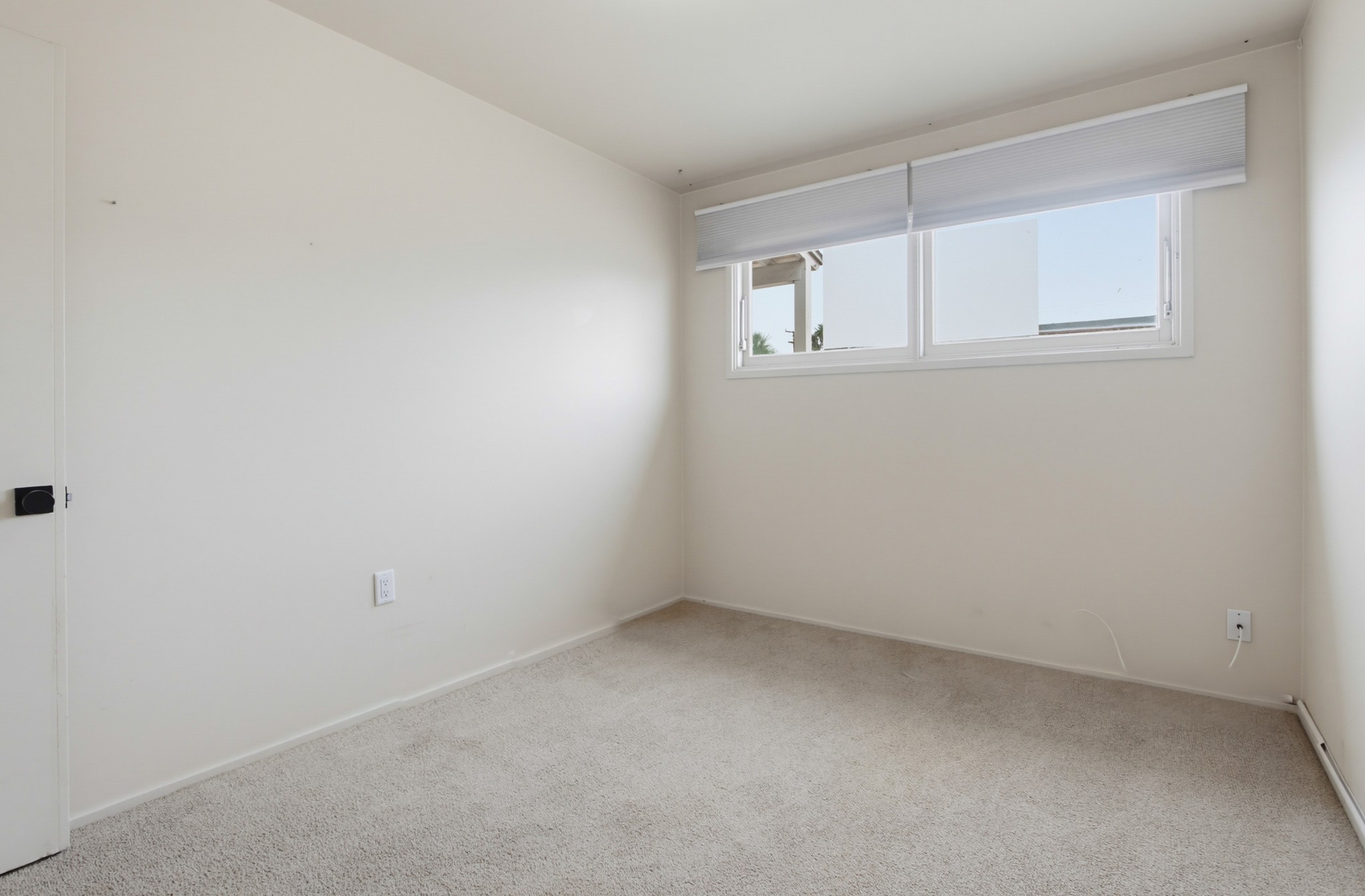 Virtual tour photo 17 of 33 for 3533 Clairemont Mesa Blvd