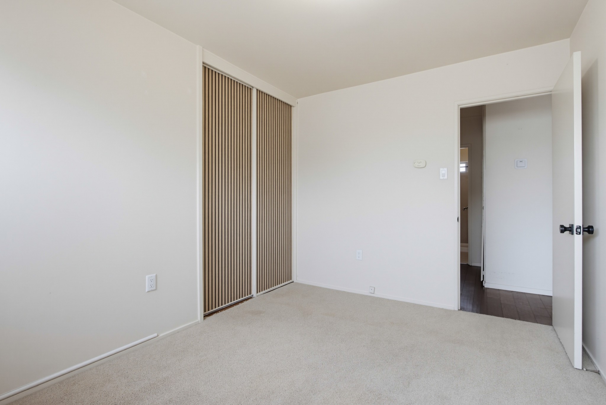 Virtual tour photo 19 of 33 for 3533 Clairemont Mesa Blvd
