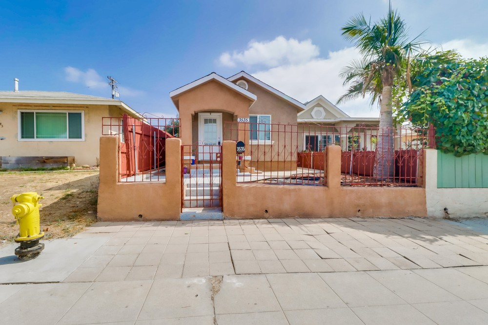 Virtual tour photo 1 of 31 for 3535 47th St