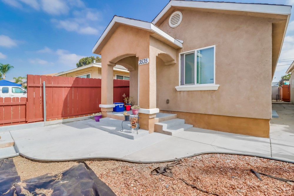 Virtual tour photo 7 of 31 for 3535 47th St