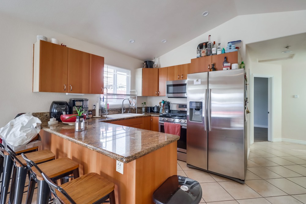 Virtual tour photo 11 of 31 for 3535 47th St
