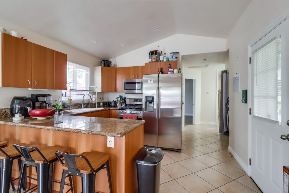Virtual tour photo 12 of 31 for 3535 47th St