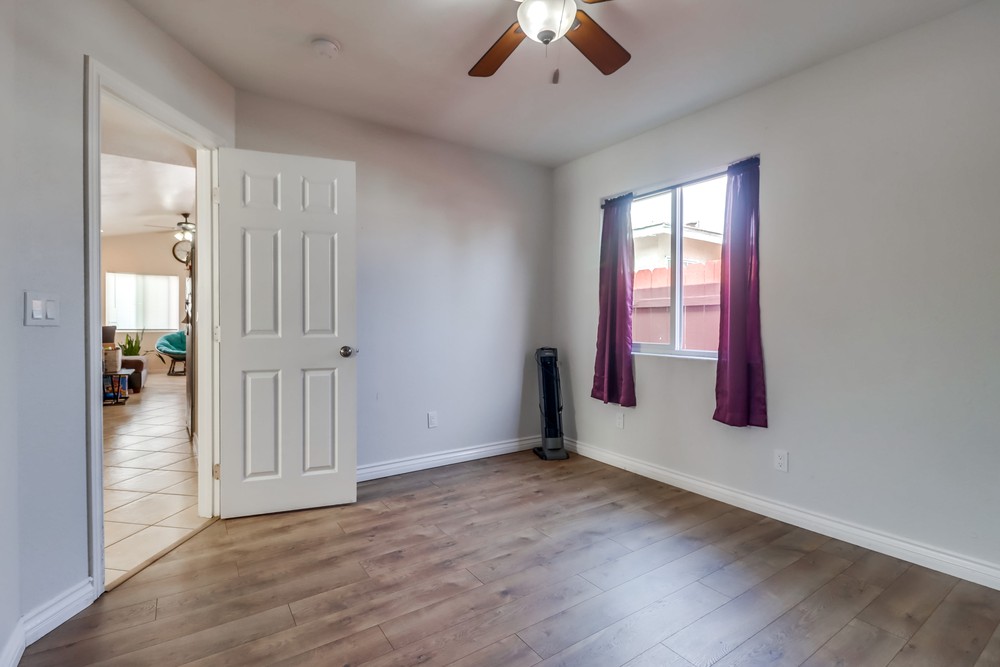Virtual tour photo 22 of 31 for 3535 47th St
