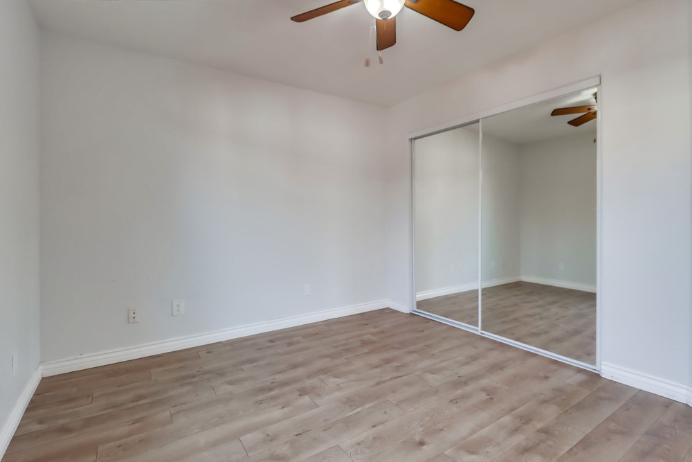 Virtual tour photo 23 of 31 for 3535 47th St