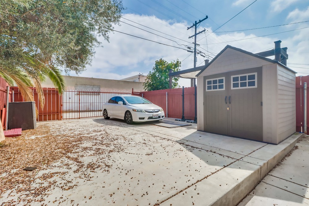 Virtual tour photo 30 of 31 for 3535 47th St