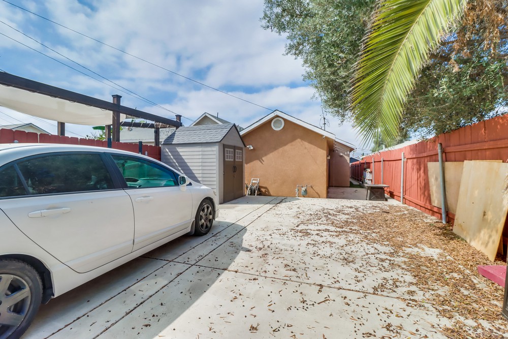 Virtual tour photo 31 of 31 for 3535 47th St