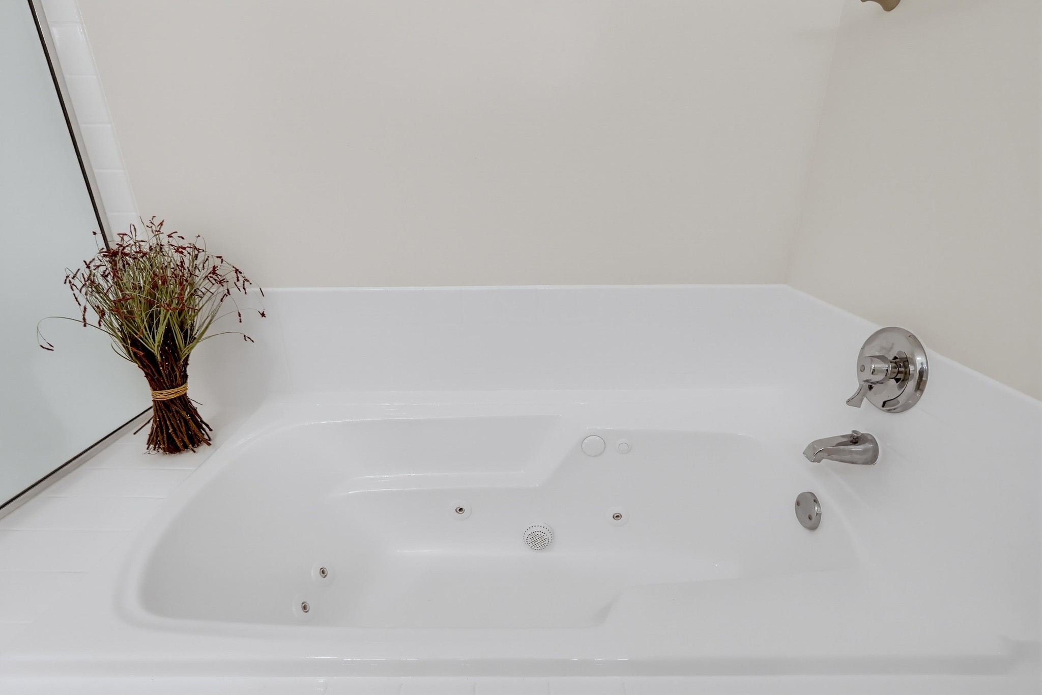 Virtual tour photo 50 of 61 for 3535 Dunn Dr