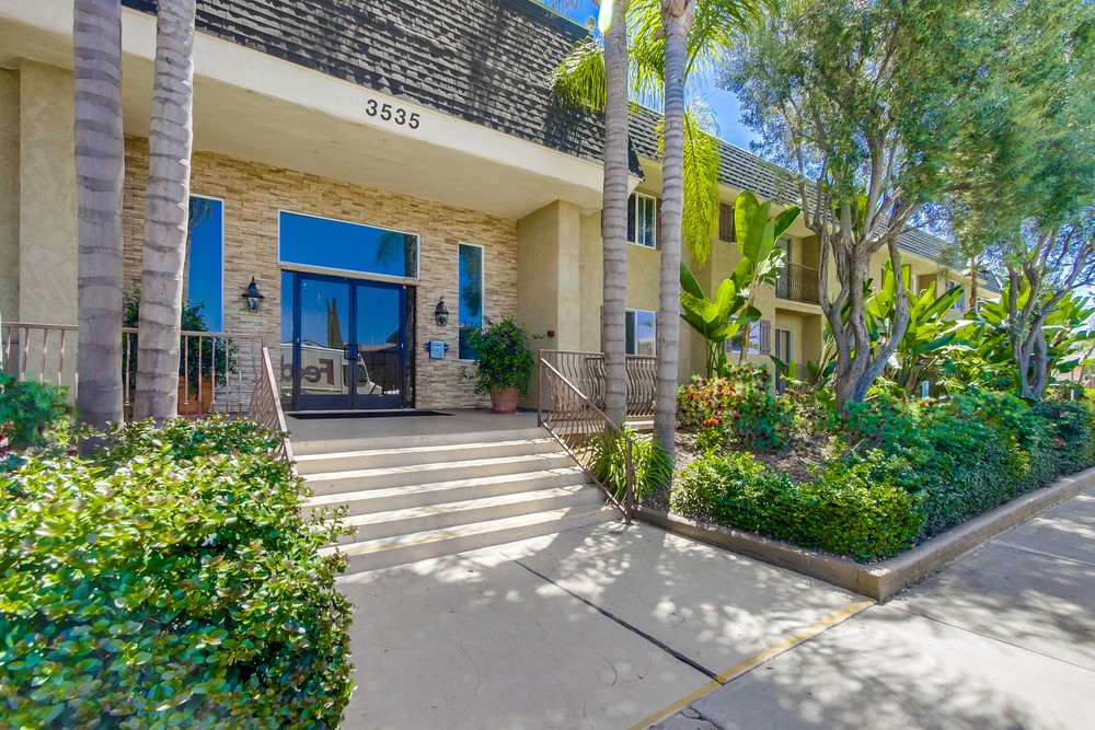 Virtual tour photo 5 of 53 for 3535 Madison Ave #109