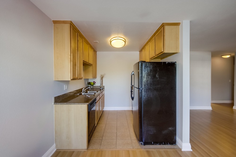 Virtual tour photo 17 of 53 for 3535 Madison Ave #109